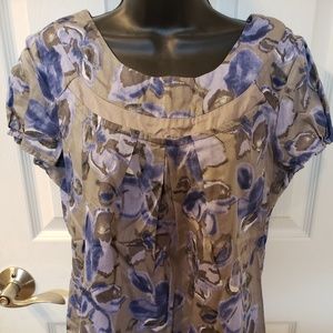 APT 9 Ladies like new short sleeve floral blouse M